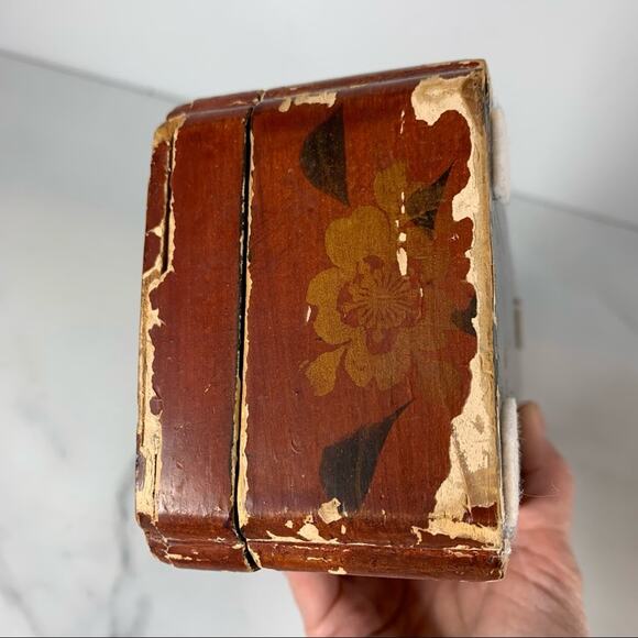 Antique Handpainted Wood Box 10.5 x 4 x 2.5" - Picture 3 of 6